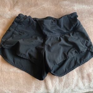 lululemon shorts size 2